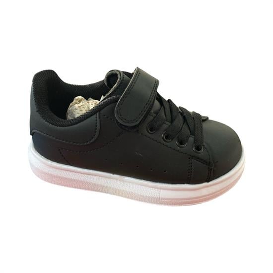 Beyaz Siyah Ciltli Çocuk Spor