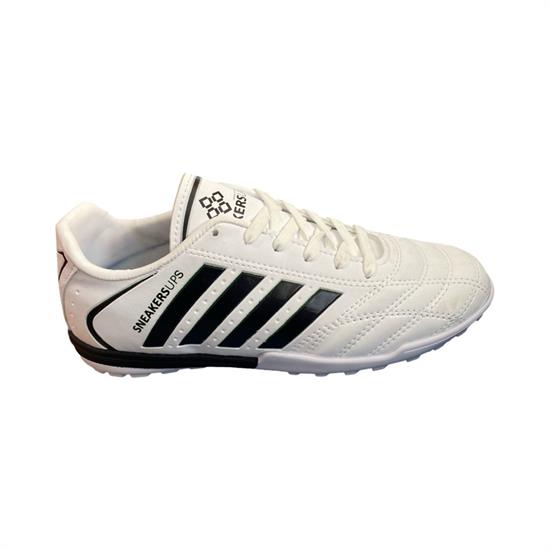 Beyaz Siyah Halısaha