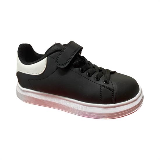 Siyah Beyaz Cilt Çocuk Spor